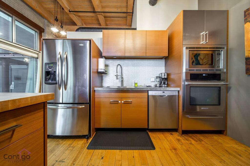 Historic Jd Loft, Near Ice District, Rogers Place, Ug Parking Edmonton Exterior foto